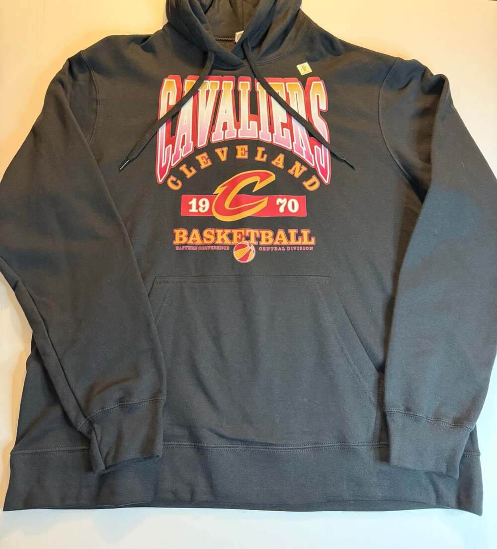 NBA Cleveland Cavaliers Hoodie Size L Black Basketball Sweatshirt